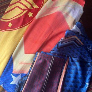 Wonder Woman Tank, Tee and Leggings Lot! ⚡